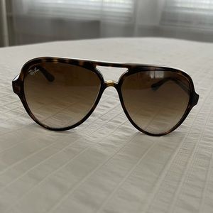 Rayban Cats